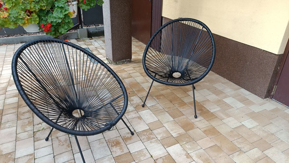 Krzesło wypoczynkowe UBBERUP czarny ogrodowe