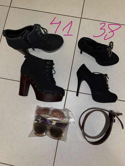 Віддам речі безкоштовно взуття окуляри