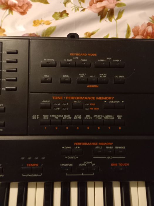 Roland G-600 pianino 61 klawisze