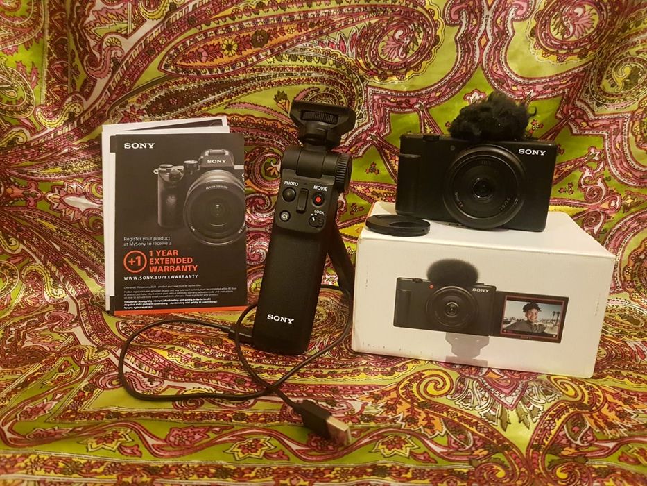 Digital Camera ZV-1F ze statywem