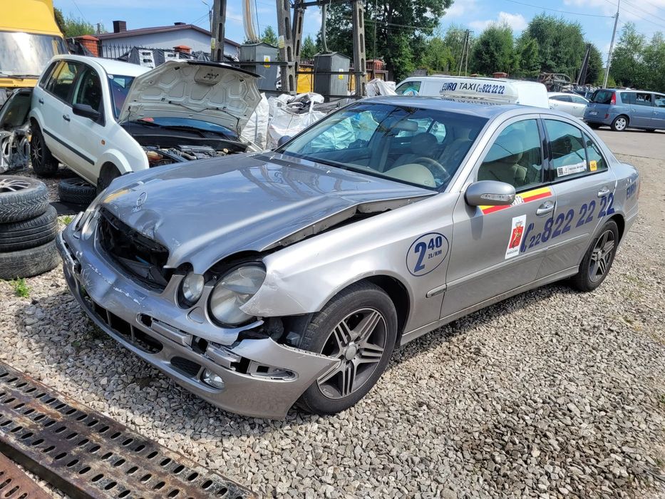 MERCEDES W211 E-KLASA C723 maska pokrywa silnika klapa bagażnika zderzak lampa reflektor pas przedni stop lampy