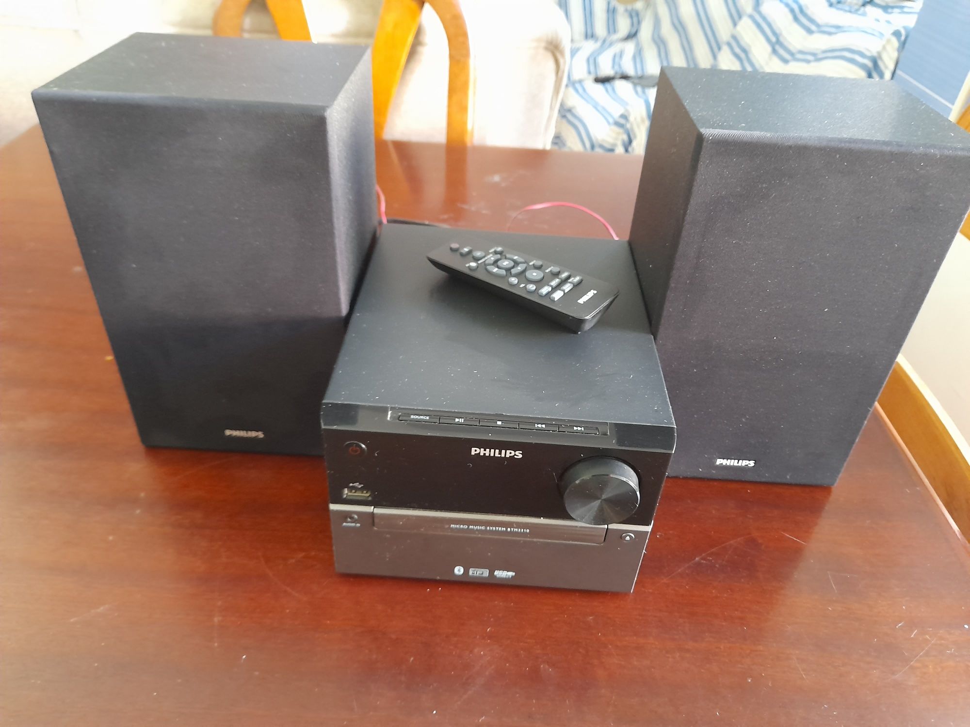 Aparelho de som rádio e CD com controlo Philips