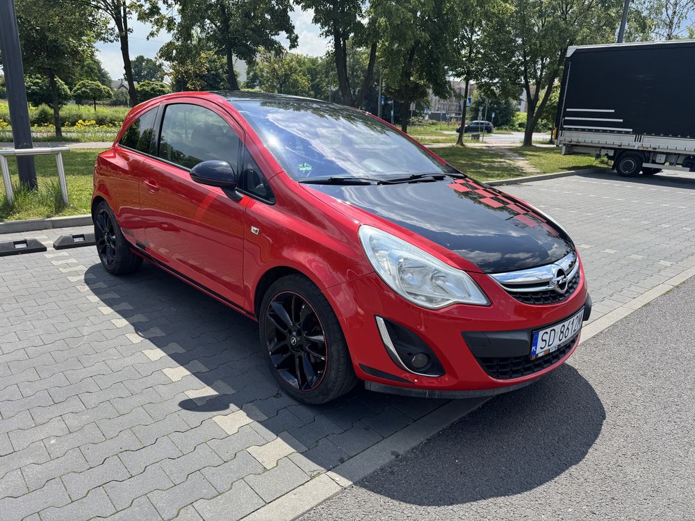 Opel Corsa D 1.4 101KM Color Race