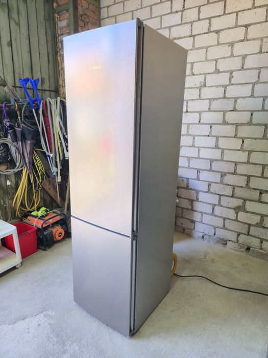 Холодильник Bosch KGN39KL35