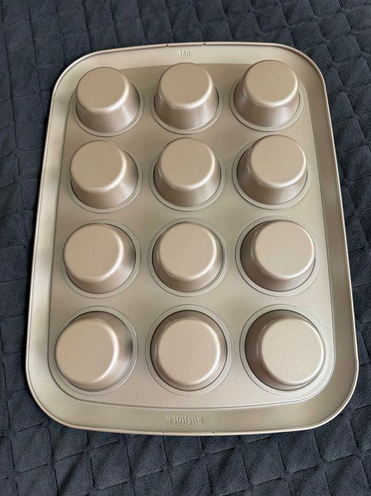 BergHOFF, Forma do babeczek 12 otworów Balance *nowa*