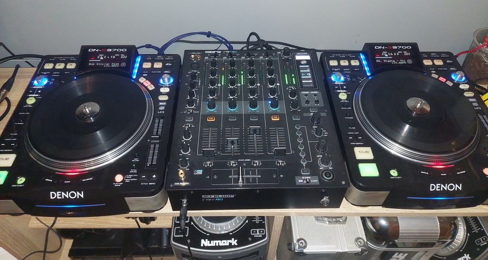 Reloop RMX80 +2x Denon DN-S3700