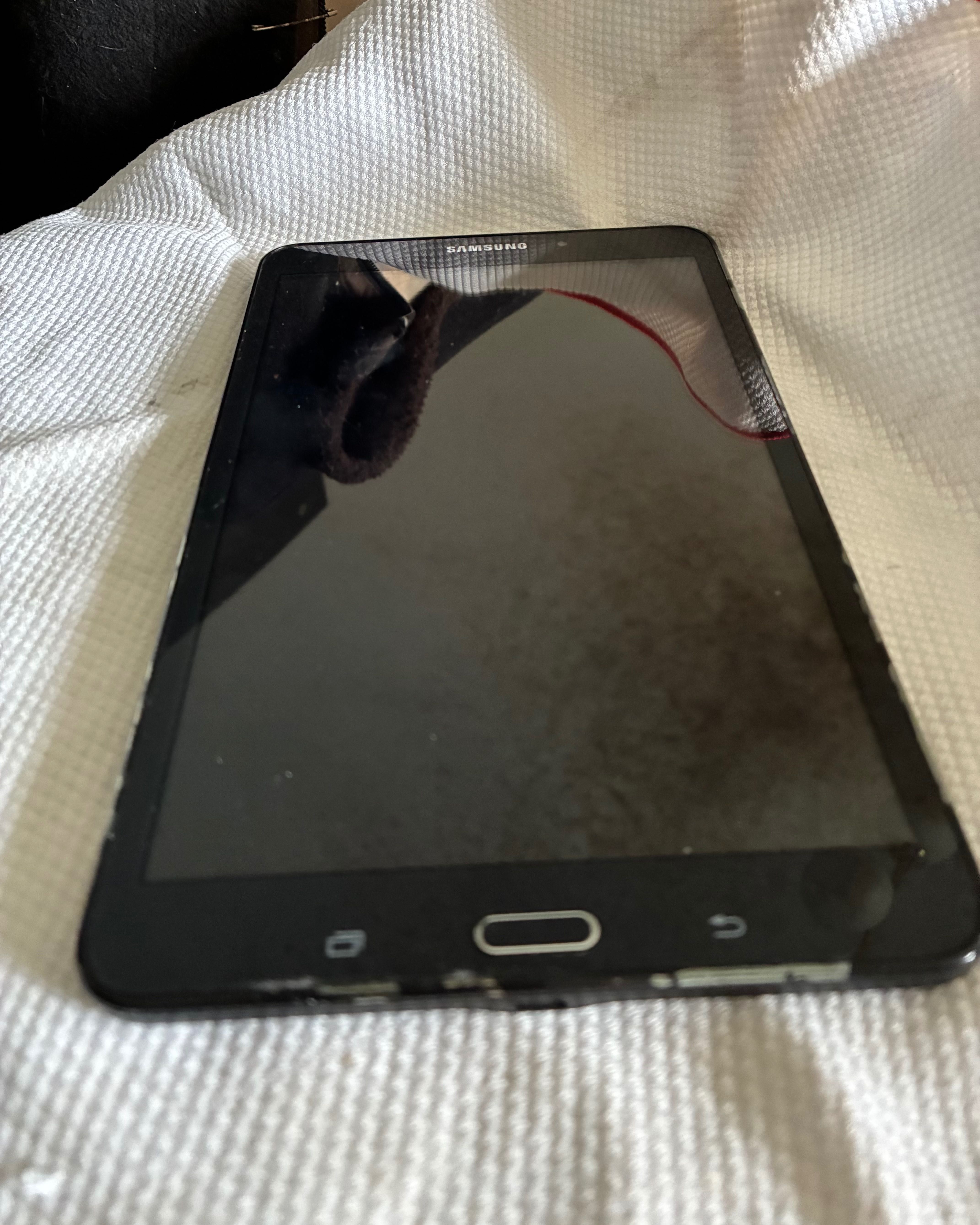 Samsung Galaxy TAB 4 SM-T330