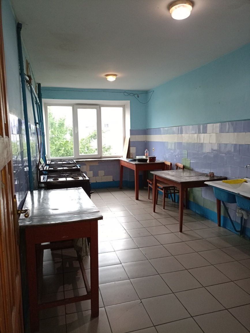Кімната в гуртожитку.