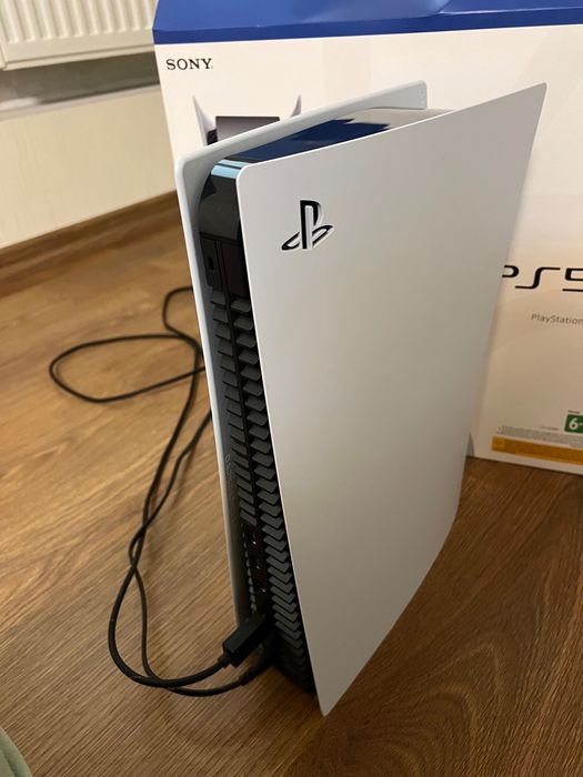Продаю PlayStation 5 в ідеальному стані!На 1 терабайт!