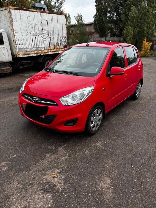 Продаю Hyundai i10, 2012 рік
Один власник, куплена з автосал