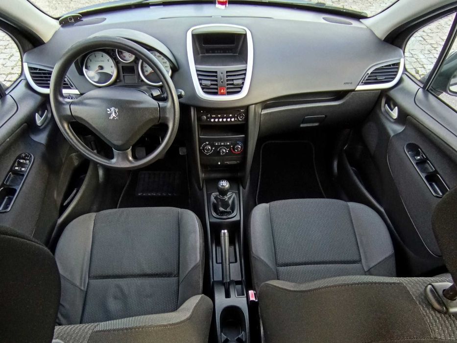 Peugeot 207 1.4 16V