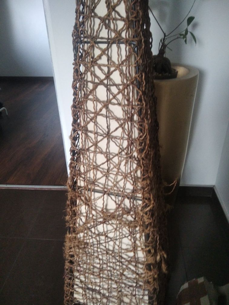 Lampa stojąca wysoka