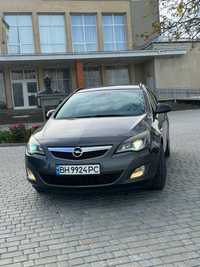 Продам авто Opel Astrs J Sport