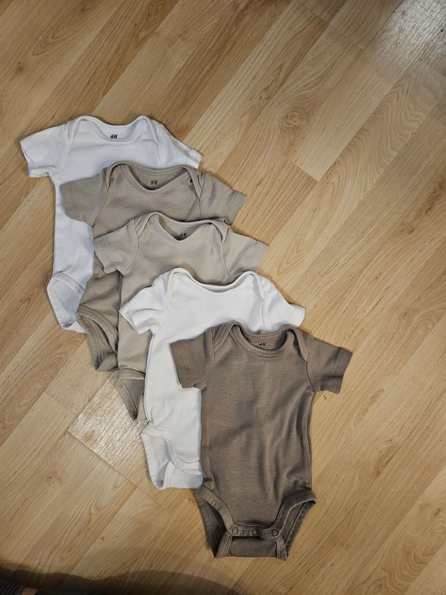 Body niemowlęce H&M unisex r. 56 biały beż