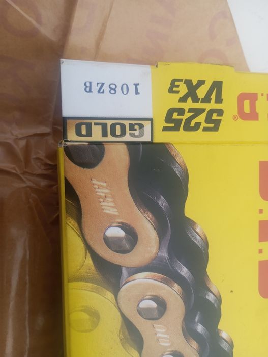 D.I.D łańcuch zębatka 525VX3 108zb Jtr1489.40 napęd silnika silnik A3