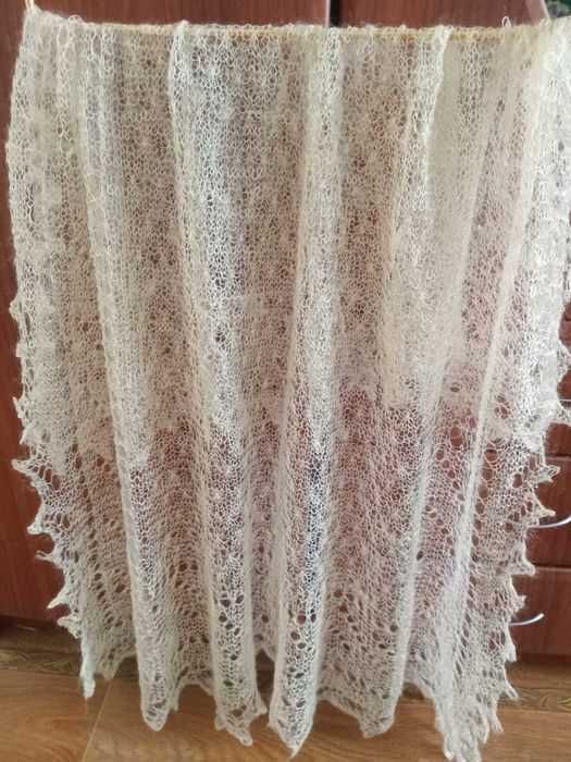 Платок пуховий білий