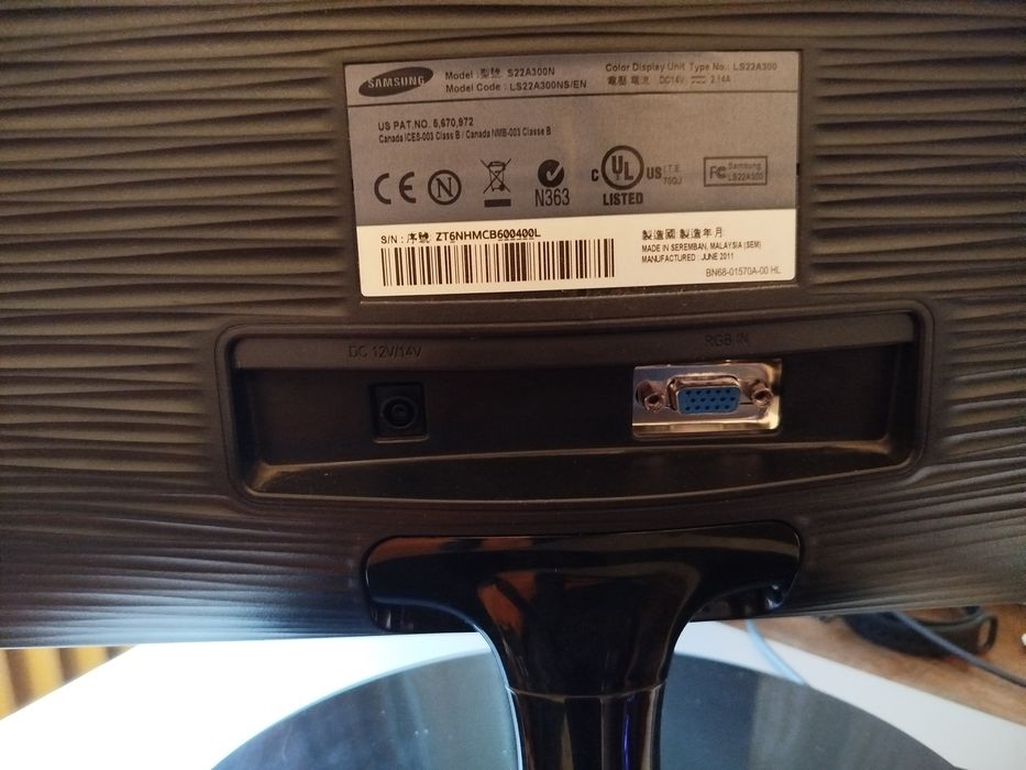 Monitor samsung 22 cale