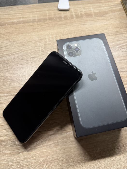 Iphone 11 pro max stan bardzo dobry
