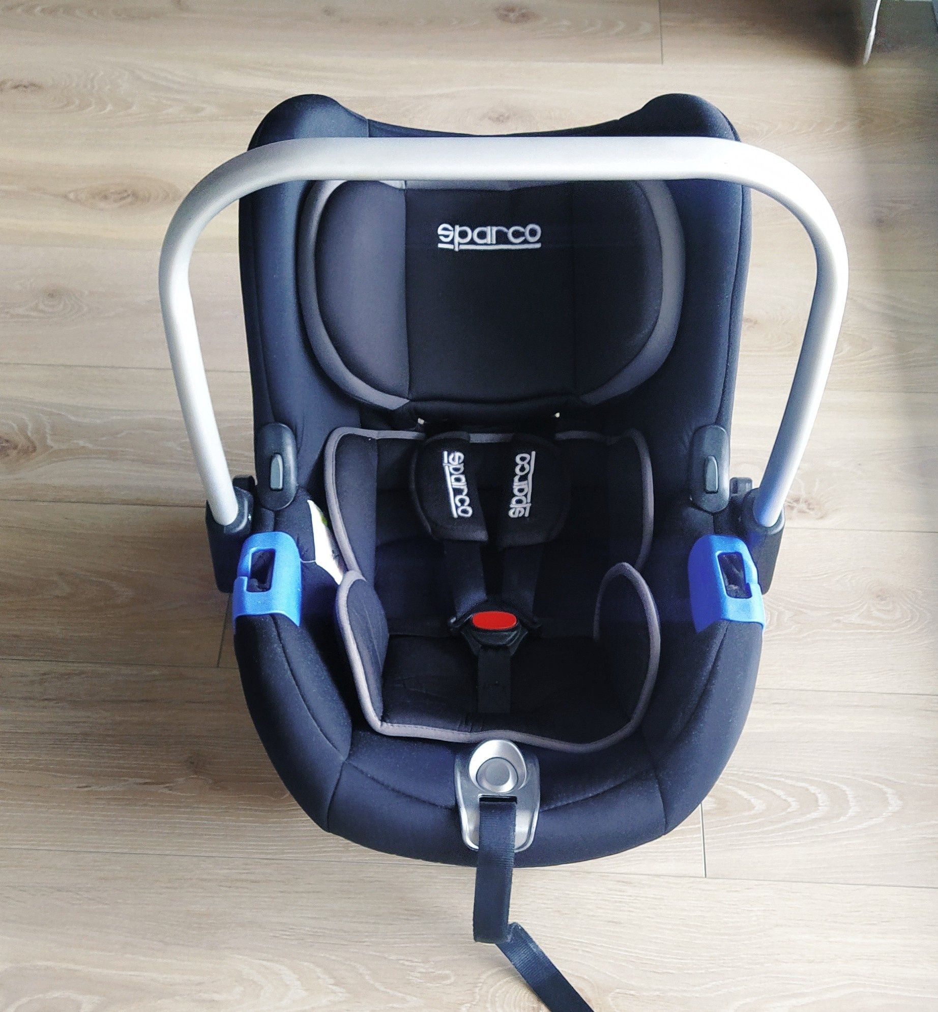 Fotelik Sparco 0-13kg + baza ISOFIX