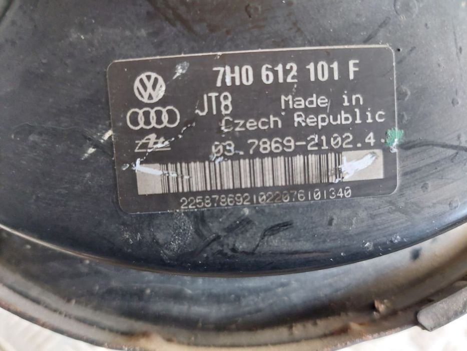 Serwo hamulcowe VW T5 7H0612101F