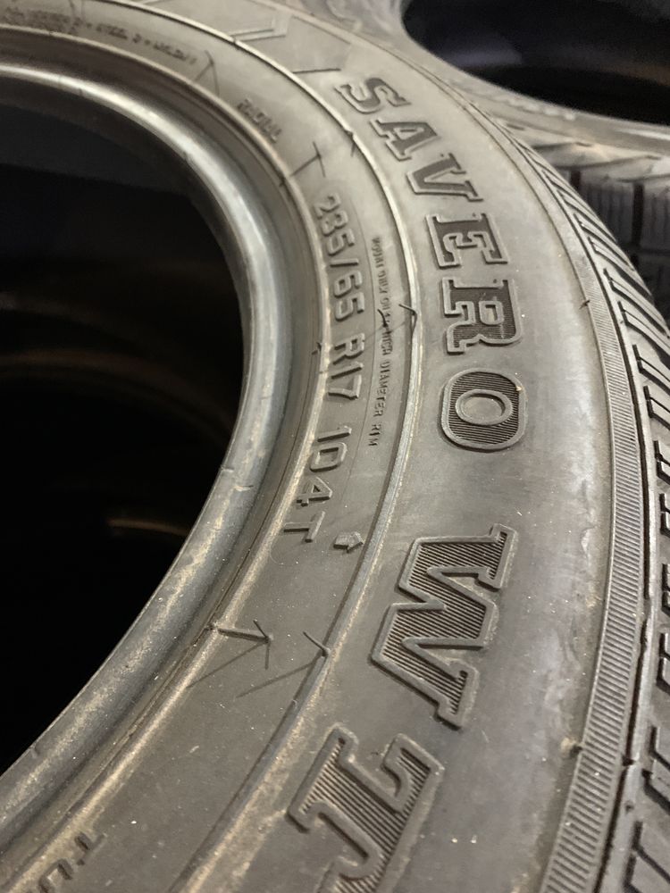 Шины б/у зима 235/65 R17 GT Radial Savero WT