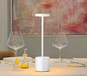 Lampa stołowa LED