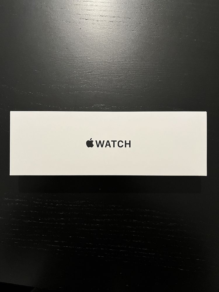 Apple Watch SE (2ª Geração) 2023 40mm GPS + Cellular SELADO