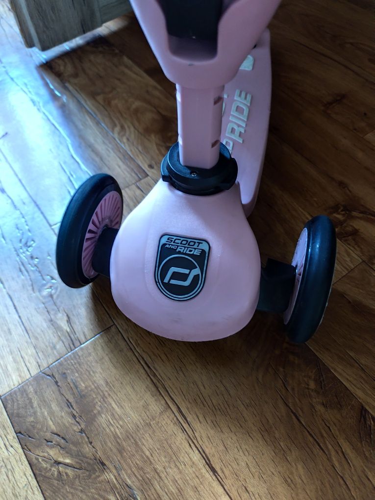 Sprzedam hulajnogę Scoot and Ride 2w1 jeździk