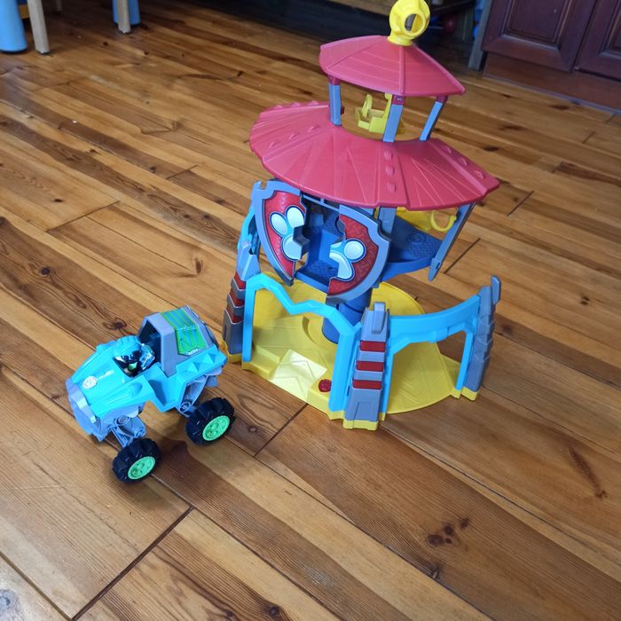 Psi patrol Dino baza z samochodem i pieska