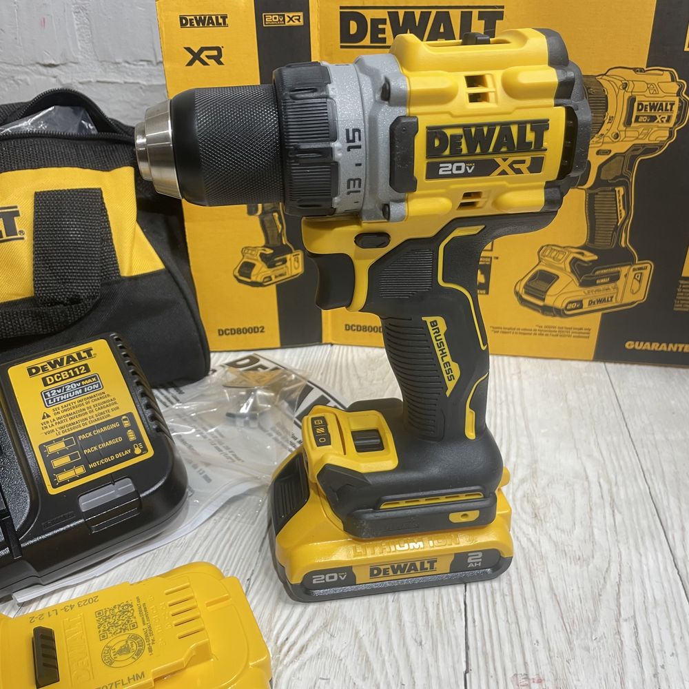 Бесщеточная дрель/шуруповерт DEWALT DCD800D2 20V MAX*