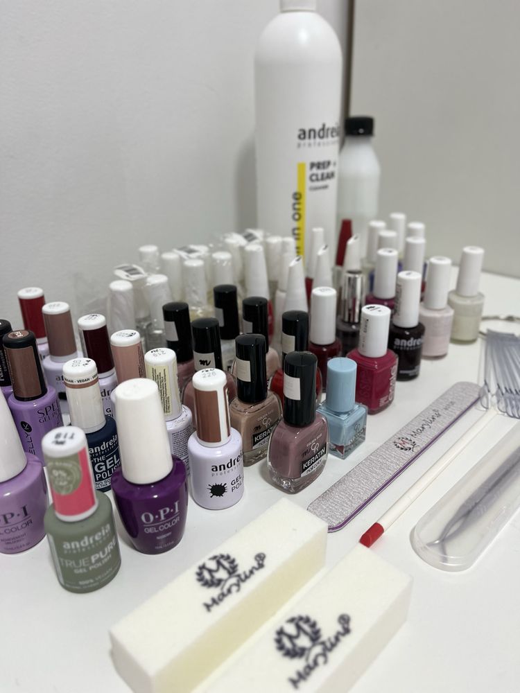 KIT MANICURE COM VÁRIOS ITENS NOVOS