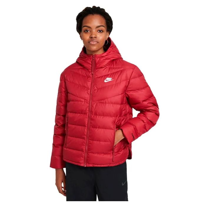 Курточка nike жіноча