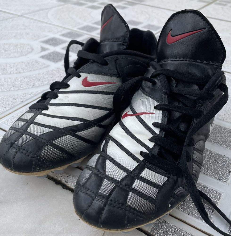 Chuteiras Clássicas Nike