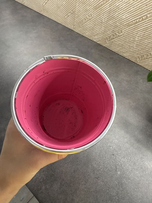 Różowa doniczka,osłonka na kwiatka.