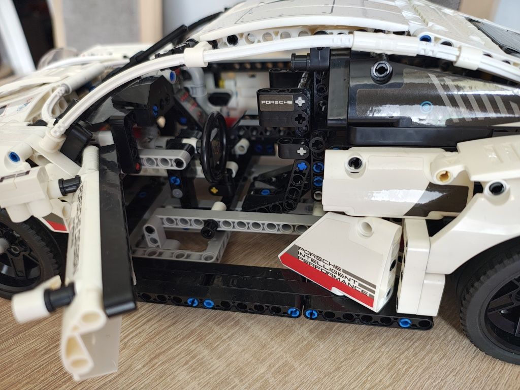 Klocki Porshe 911 rsr jak LEGO technic 42096