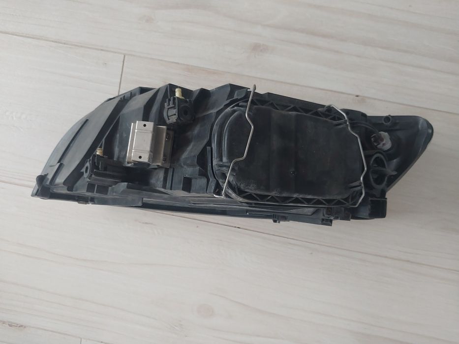 Lampa przód Volvo S40 II oryginalna