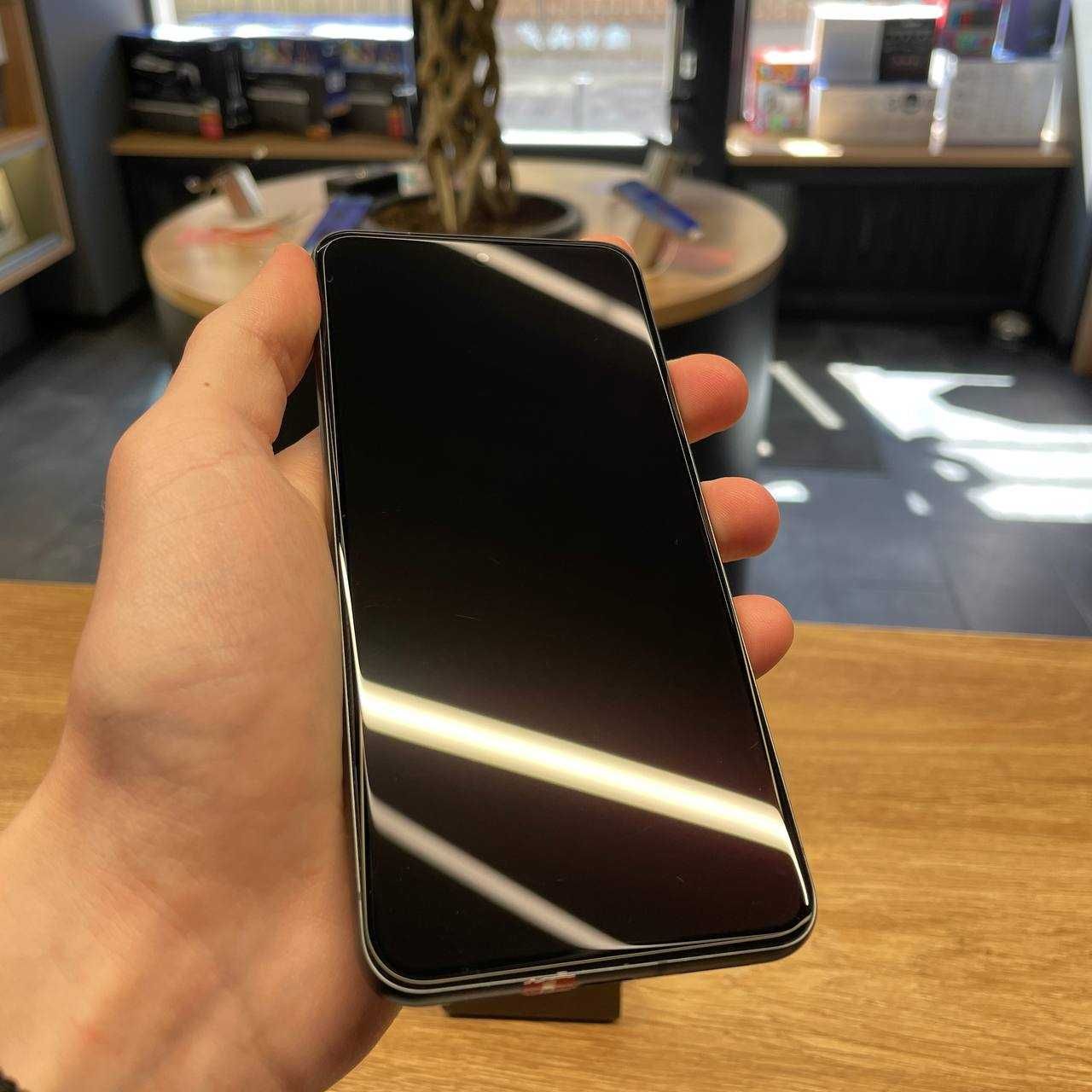 б/у Google Pixel 8 8/128GB (Obsidian)