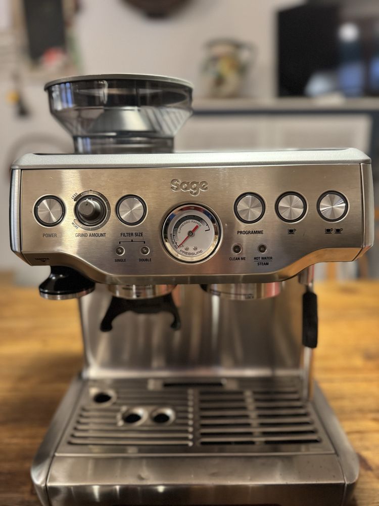Ekspres do kawy Sage Barista Express