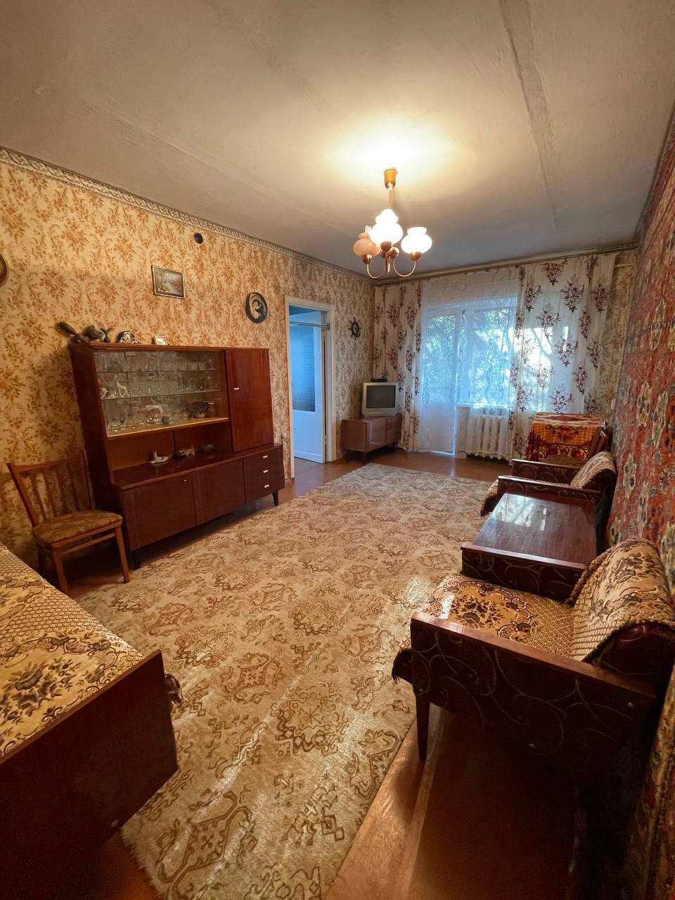 Продам 2 кімнатну квартиру в центрі! вул.Героїв України/Гагаріна! Парк