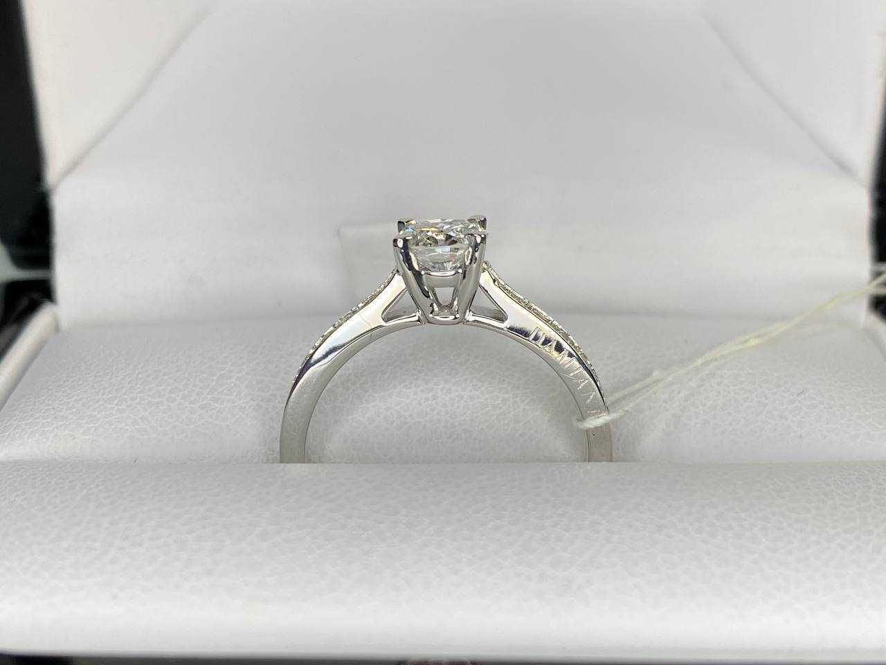 Каблучка з діамантами Damiani