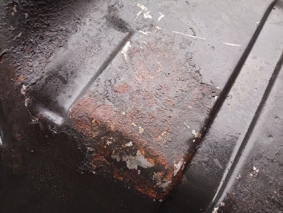 Бак ваз 2121. Бак для бензину.