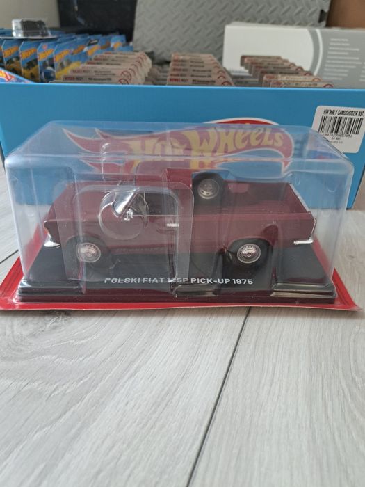 Fiat 125p pickup hachette modele kultowe samochody prl auta 1:24 125