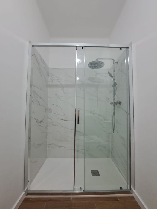 Apartamento T2 totalmente remodelado, Rio de Mouro