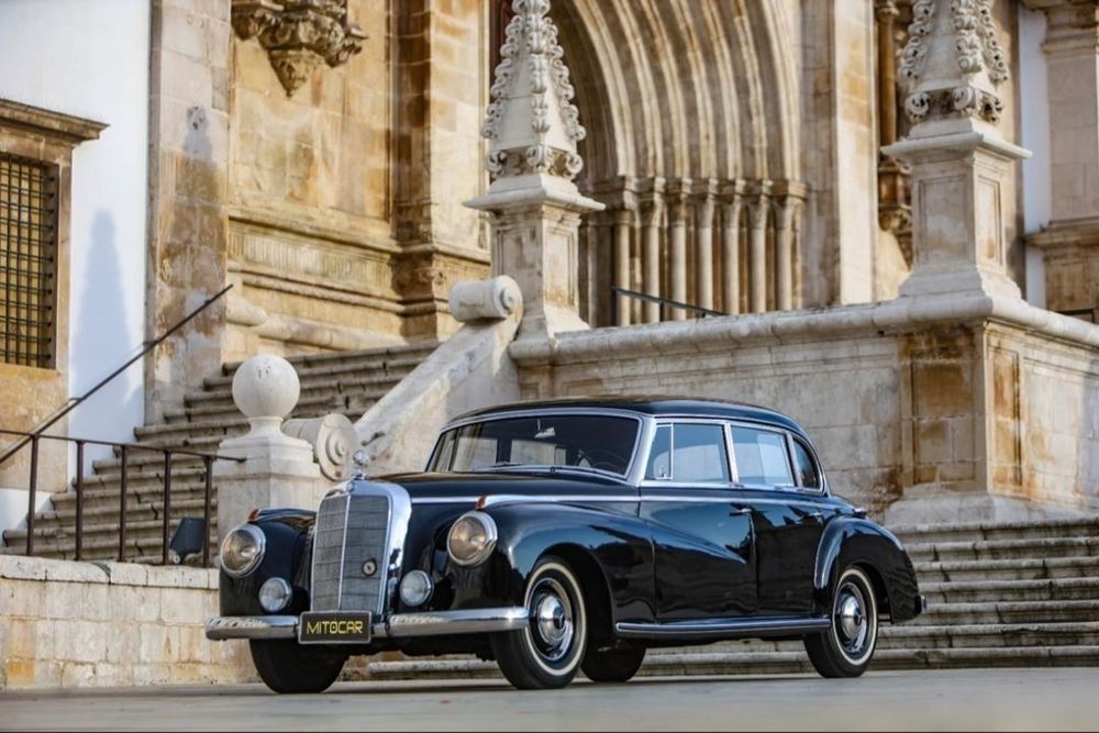 Mercedes-Benz 300