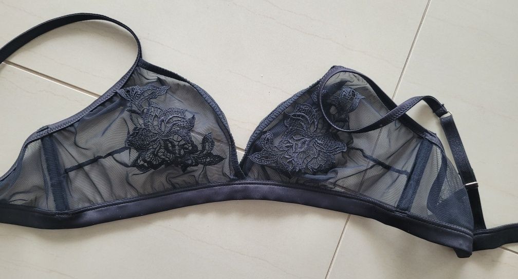 Sexy Intimissimi 85B miękki tiul Nowy