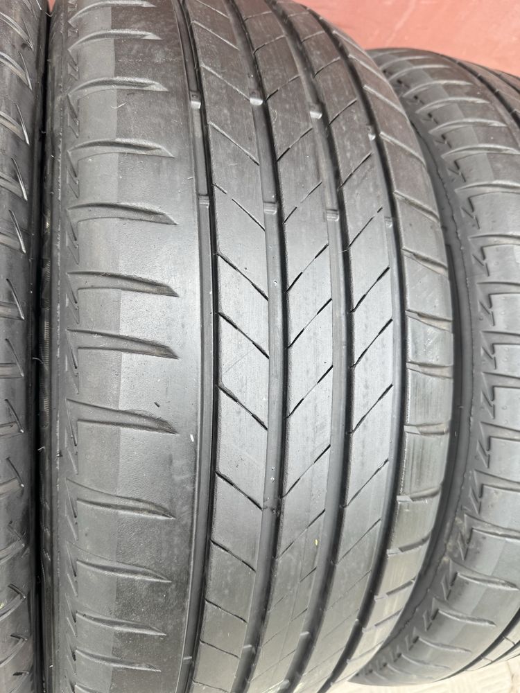 255/45/19.235/50/19-4 шт Бріджестоун оригінал з Німеччини