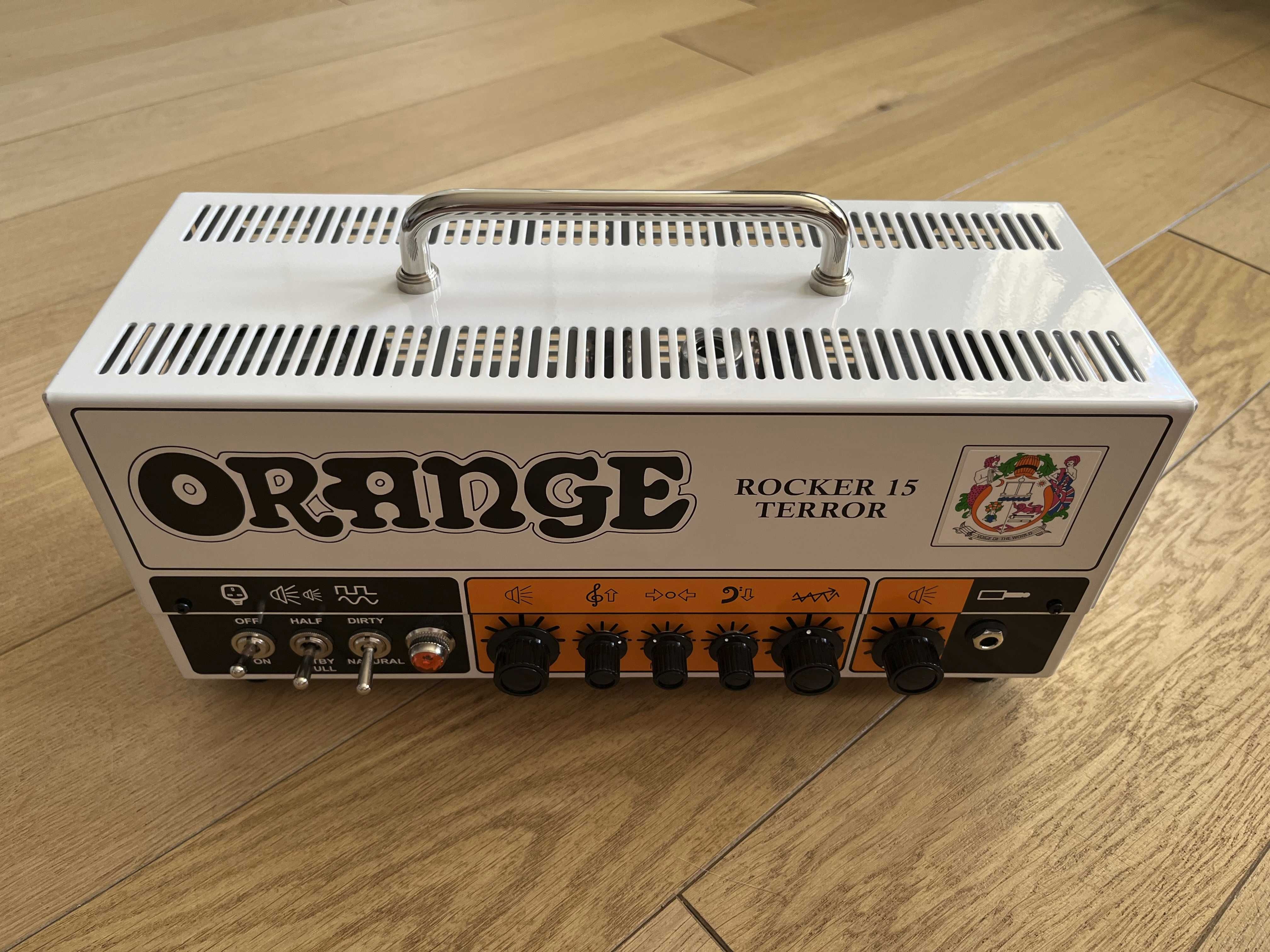 Orange Rocker 15 Terror + Footswitch Orange FS-1
