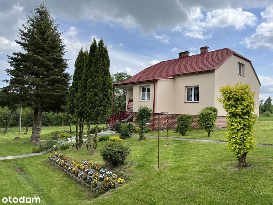 Urokliwe siedlisko na wsi z dużą działką,idealne na stałe zamieszkanie