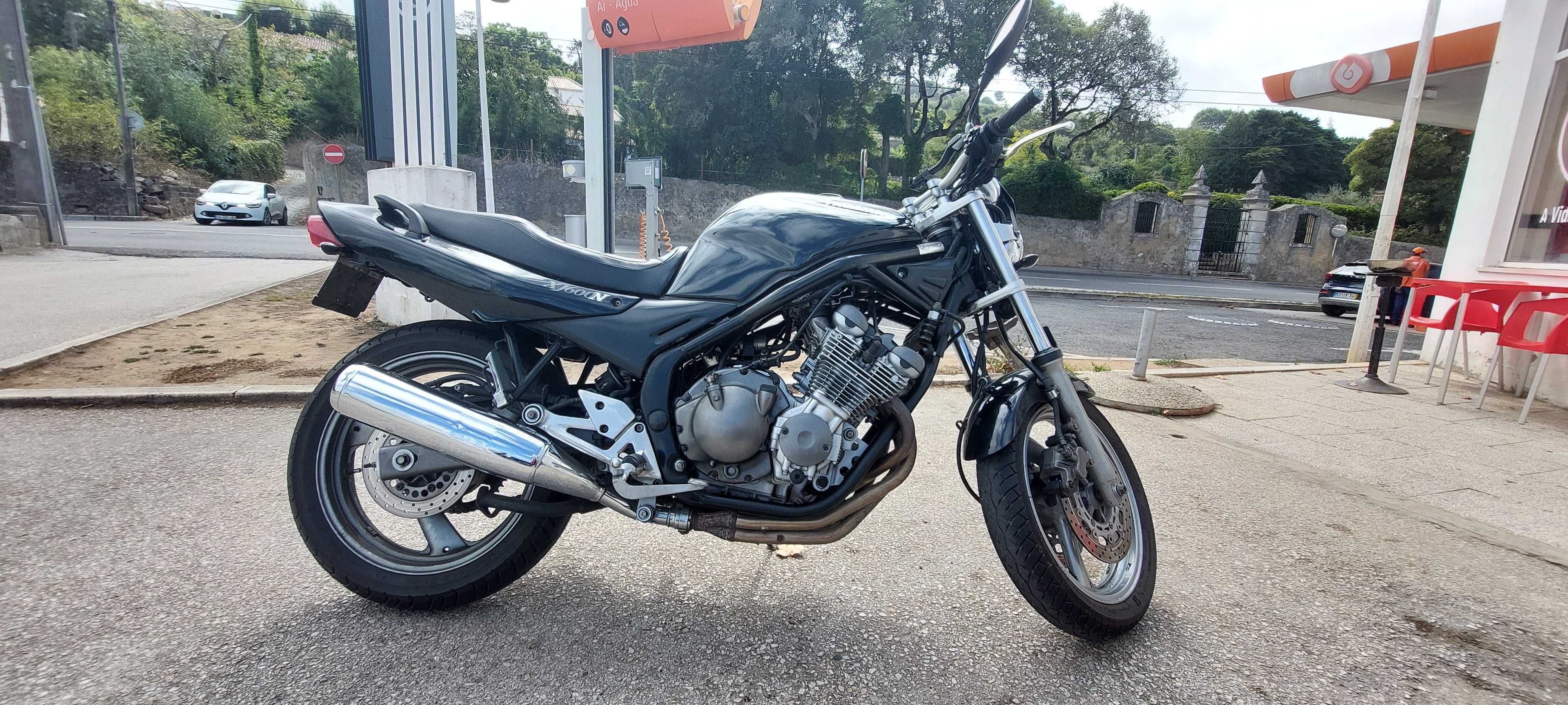 Vendo Yamaha XJ600N