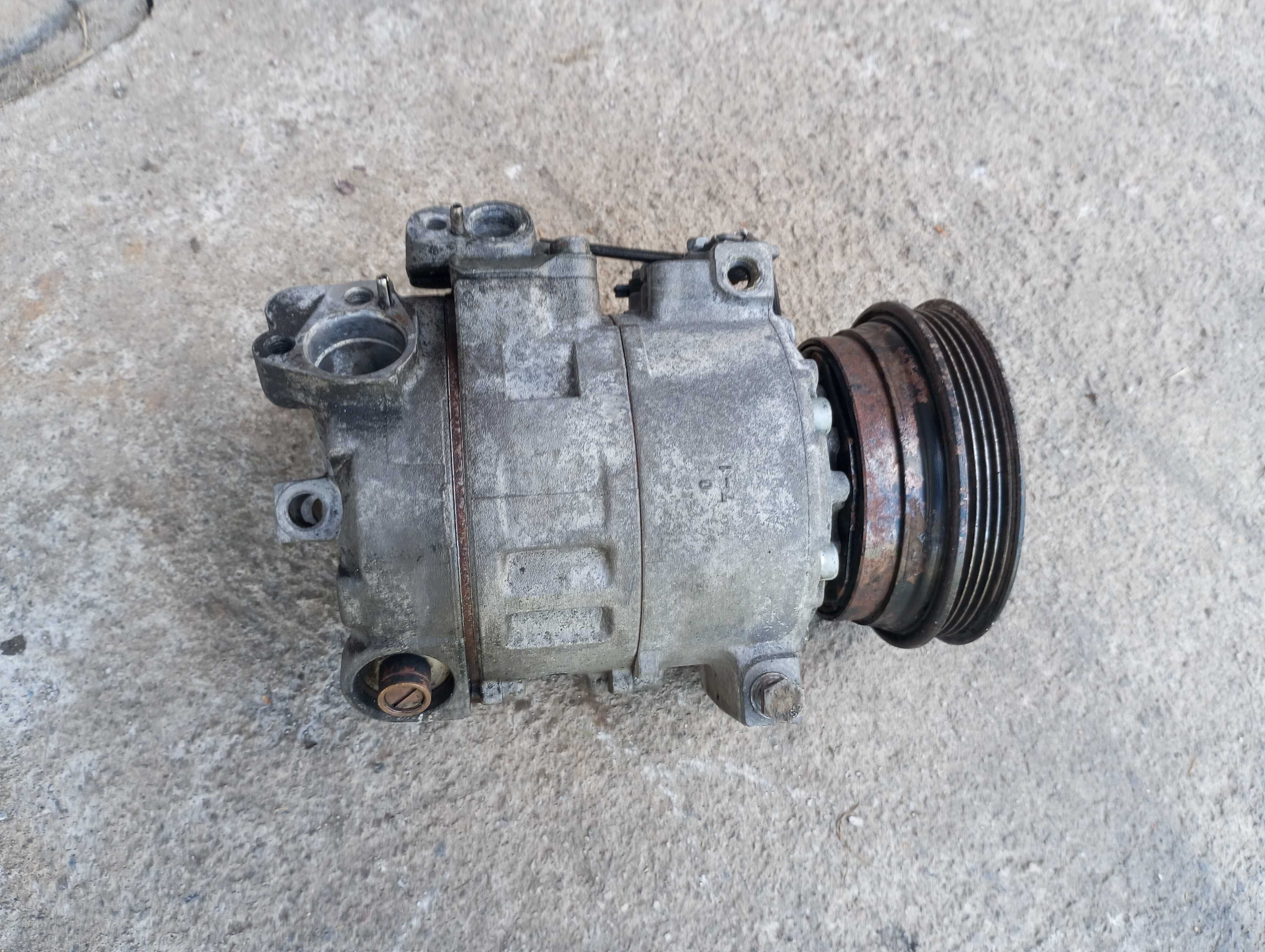 компресор кондиционера BMW e39,e38 M51 d25